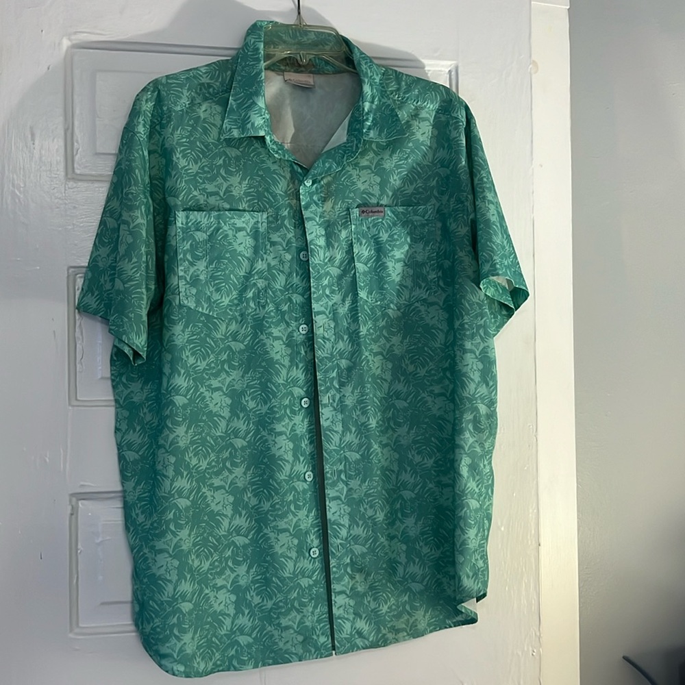 Columbia Hawaiian shirt